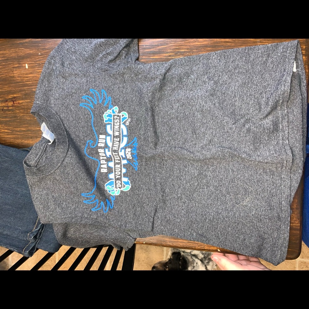 Boys small gray Tee shirt, port and company brand!